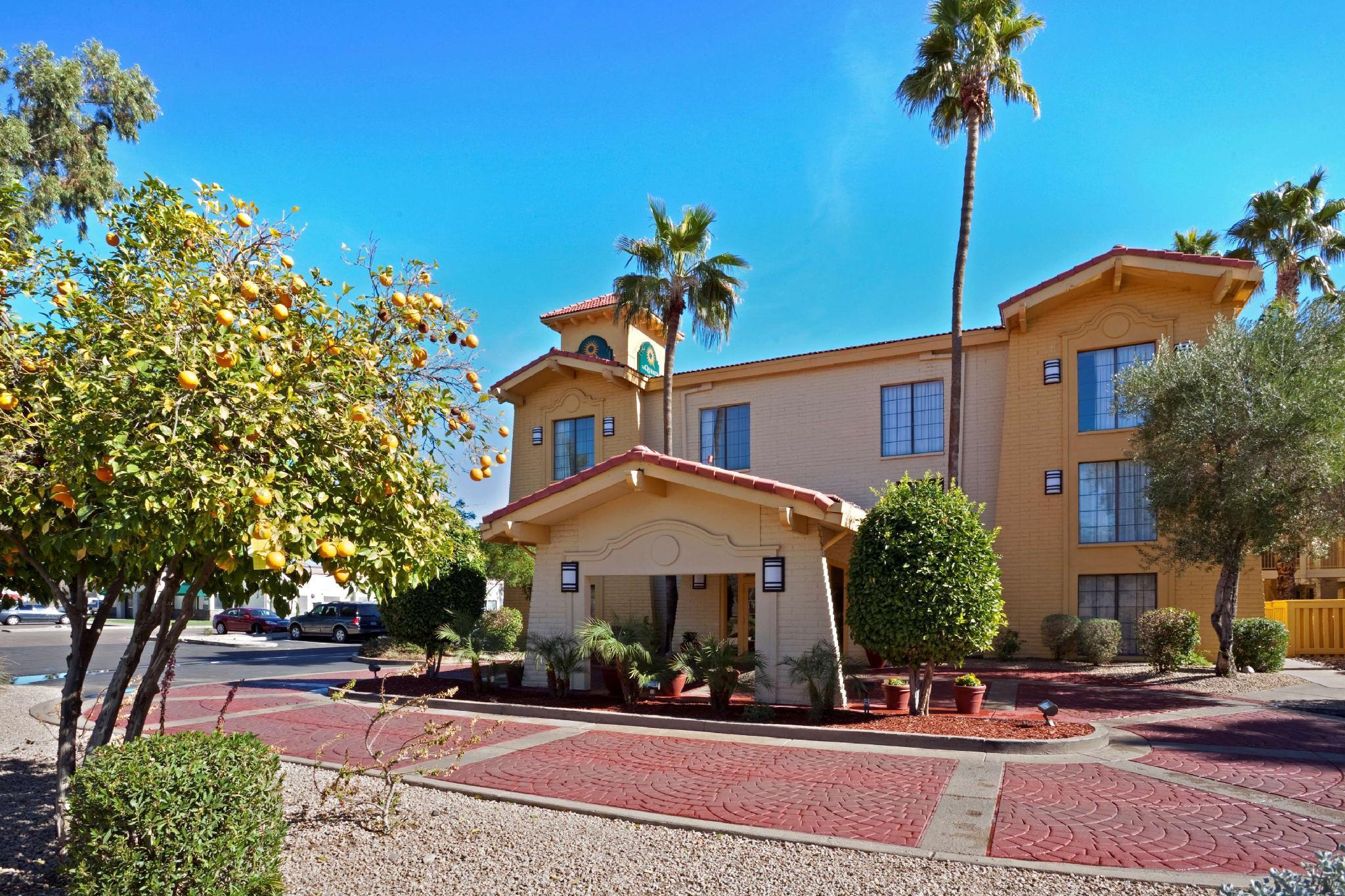 La Quinta Inn By Wyndham Phoenix Sky Harbor Airport Tempe Esterno foto