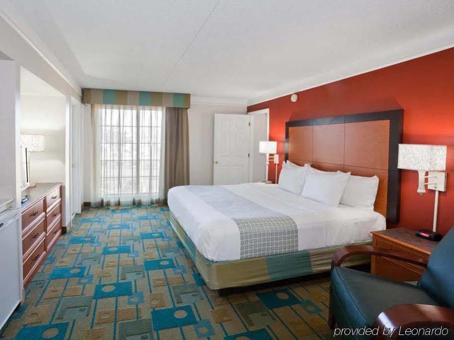 La Quinta Inn By Wyndham Phoenix Sky Harbor Airport Tempe Esterno foto